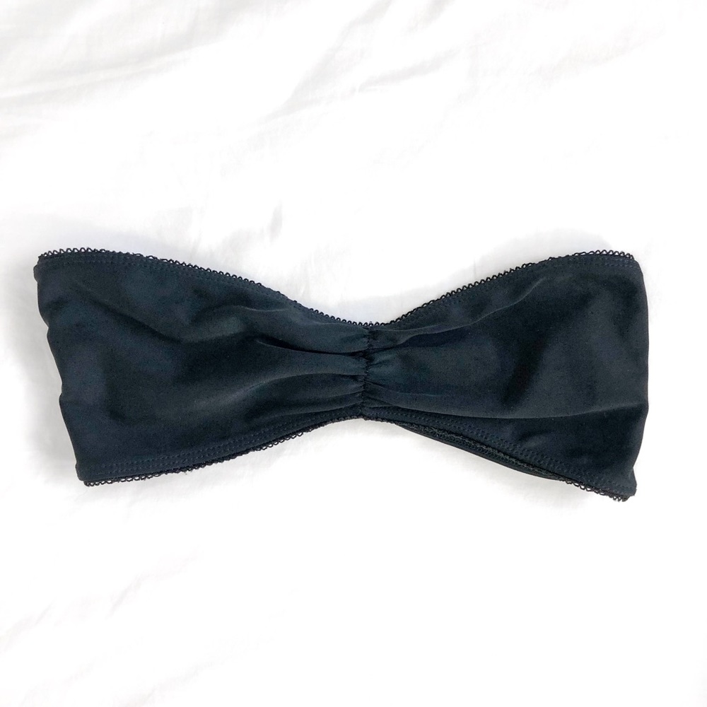 BLACK BANDEAU BIKINI TOP